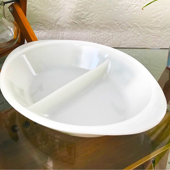 Vintage 1960 Jeannette Glasbake Milk Glass Divided Serving Baking Casserole Dish - Picture 4 of 7